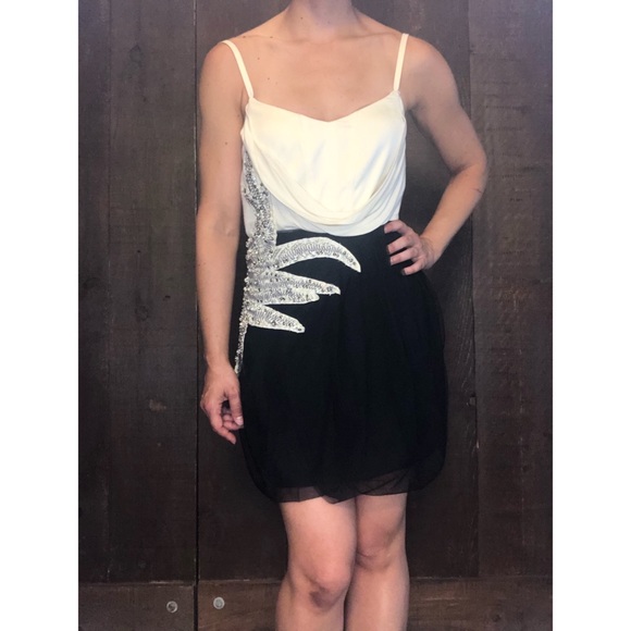 Guess by Marciano Black and White Beaded Dress XS - Picture 5 of 9